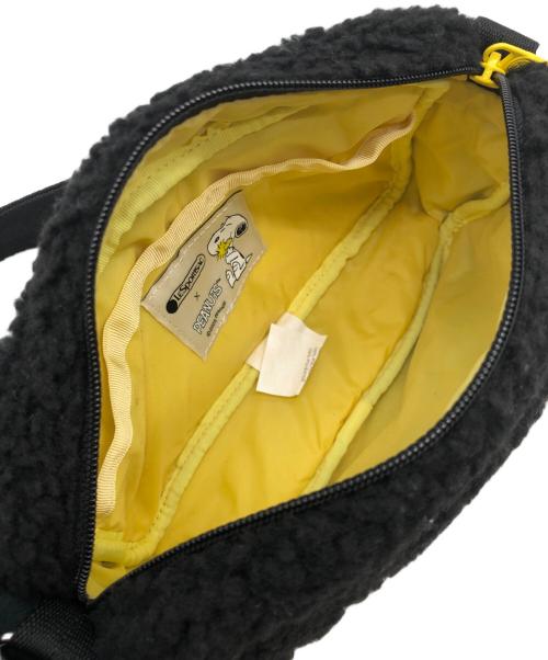 LeSportsac（レスポートサック）LeSportsac (レスポートサック) ショルダーバッグ ブラックの古着・服飾アイテム