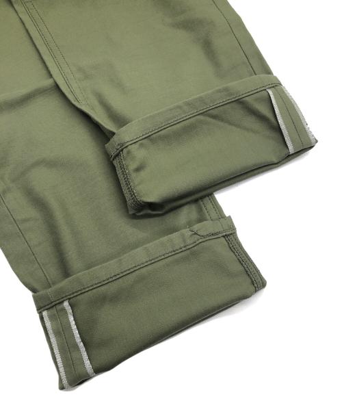NUDIE JEANS（ヌーディー・ジーンズ）NUDIE JEANS (ヌーディー・ジーンズ) テーパードパンツ カーキ サイズ:SIZE 76cm (W30)の古着・服飾アイテム