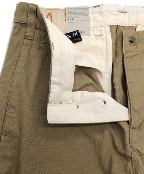 NUDIE JEANS（ヌーディー・ジーンズ）NUDIE JEANS (ヌーディー・ジーンズ) テーパードパンツ ベージュ サイズ: 76cm (W30)の古着・服飾アイテム