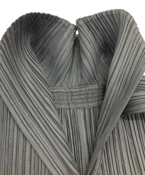 PLEATS PLEASE（プリーツプリーズ）PLEATS PLEASE (プリーツプリーズ) プリーツジャケット ブラック サイズ:3の古着・服飾アイテム