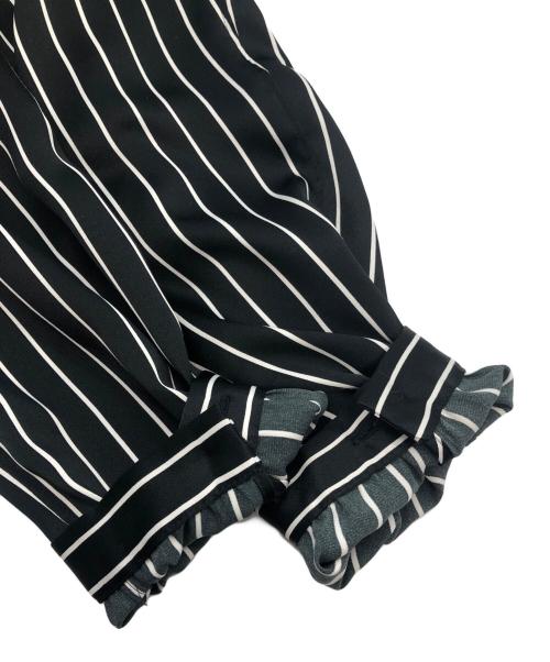 Yves Saint Laurent（イヴサンローラン）Yves Saint Laurent (イヴサンローラン) ブラウス ブラック×ホワイト サイズ:36の古着・服飾アイテム