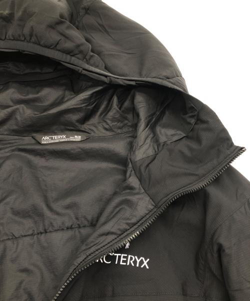 ARC'TERYX（アークテリクス）ARC'TERYX (アークテリクス) フーデッドジャケット ブラック サイズ:SIZE Mの古着・服飾アイテム