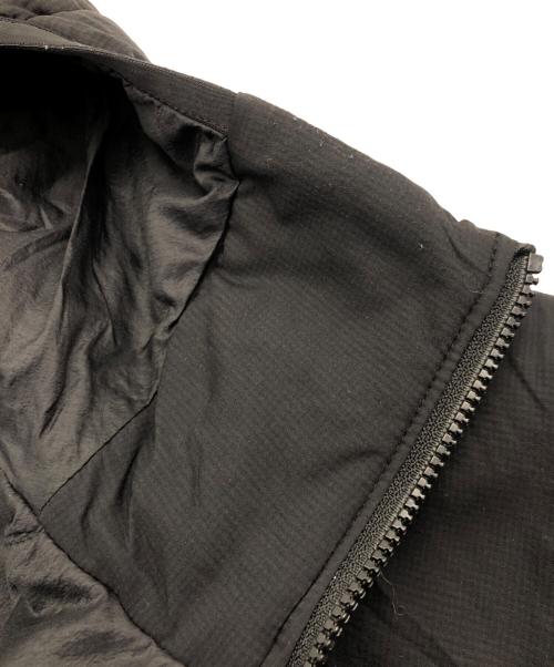 ARC'TERYX（アークテリクス）ARC'TERYX (アークテリクス) フーデッドジャケット ブラック サイズ:SIZE Mの古着・服飾アイテム