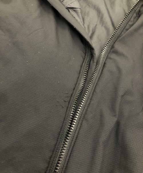 ARC'TERYX（アークテリクス）ARC'TERYX (アークテリクス) フーデッドジャケット ブラック サイズ:SIZE Mの古着・服飾アイテム