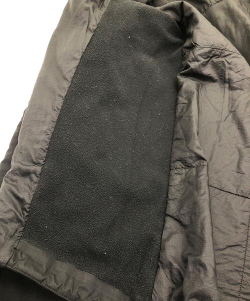ARC'TERYX（アークテリクス）ARC'TERYX (アークテリクス) フーデッドジャケット ブラック サイズ:SIZE Mの古着・服飾アイテム