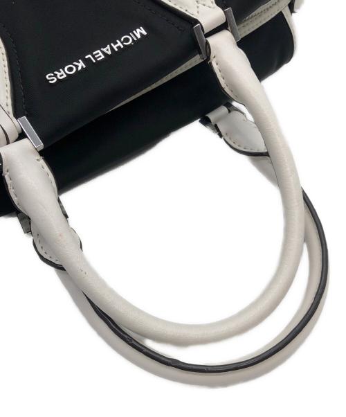 MICHAEL KORS（マイケル・コース）MICHAEL KORS (マイケル・コース) 2WAYバッグ ブラック×ホワイトの古着・服飾アイテム