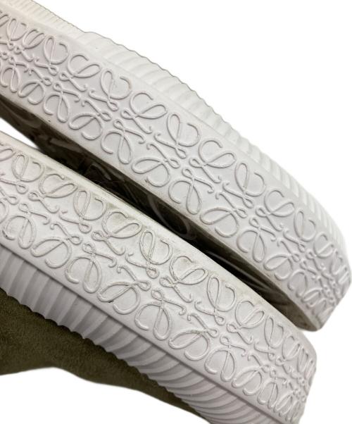 LOEWE（ロエベ）LOEWE (ロエベ) スリッポン カーキ×ホワイト サイズ:43の古着・服飾アイテム