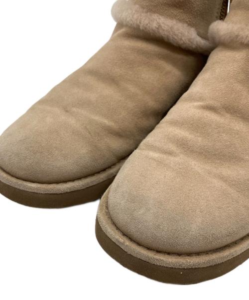 UGG（アグ）UGG (アグ) ショートブーツ ベージュ サイズ:23の古着・服飾アイテム