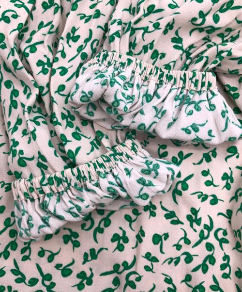 GANNI（ガニー）Ganni (ガニー) 長袖ワンピース グリーン サイズ:32の古着・服飾アイテム