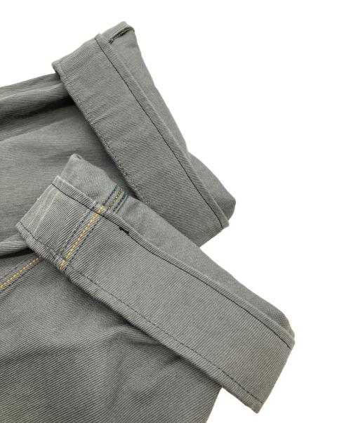 MIU MIU（ミュウミュウ）MIU MIU (ミュウミュウ) パンツ グレー サイズ:SIZE Sの古着・服飾アイテム