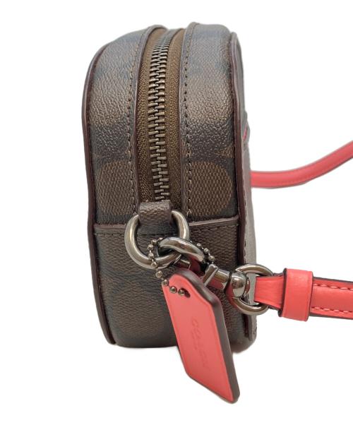 COACH（コーチ）COACH (コーチ) ミニ セレナ クロスボディ ダークブラウン×ピンクの古着・服飾アイテム