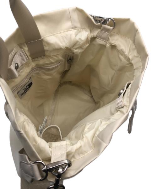 THE NORTH FACE（ザ ノース フェイス）THE NORTH FACE (ザ ノース フェイス) ショルダーバッグ ホワイトの古着・服飾アイテム