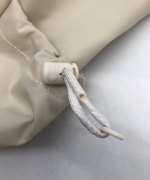 THE NORTH FACE（ザ ノース フェイス）THE NORTH FACE (ザ ノース フェイス) ショルダーバッグ ホワイトの古着・服飾アイテム