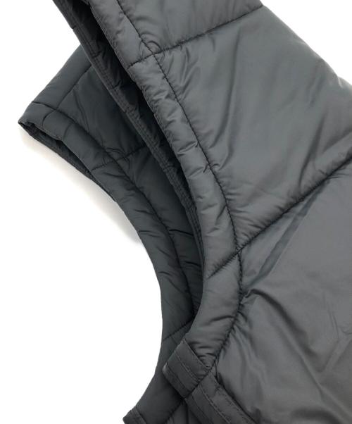 adidas（アディダス）adidas (アディダス) パデッドスタンドカラーパファーベスト ブラック サイズ:SIZE Lの古着・服飾アイテム