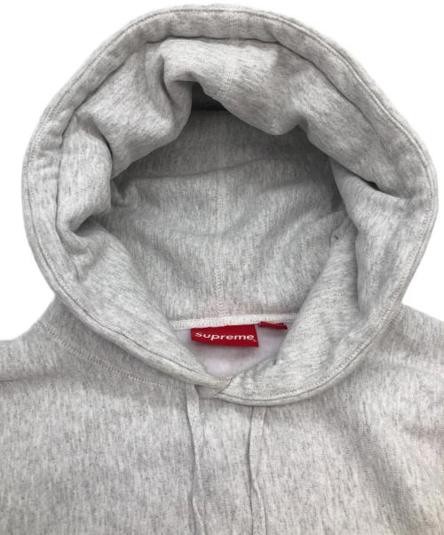 SUPREME（シュプリーム）Supreme (シュプリーム) パーカー ライトグレー サイズ:SIZE Mの古着・服飾アイテム
