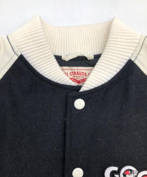 LEVI'S（リーバイス）LEVI'S (リーバイス) スタジャン ブラック×ホワイト サイズ:SIZE Mの古着・服飾アイテム