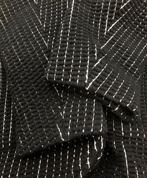 1PIU1UGUALE3 RELAX（ウノピゥウノウグァーレトレ リラックス）1PIU1UGUALE3 RELAX (ウノピゥウノウグァーレトレ リラックス) 3ロゴビッグワッフルジャケット ブラック×ホワイト サイズ:SIZE XLの古着・服飾アイテム