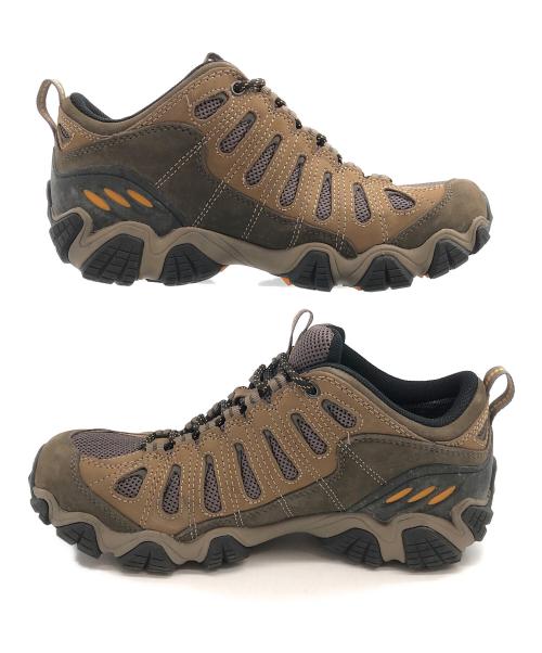 Oboz（オボズ）Oboz (オボズ) トレッキングシューズ ブラウン×ベージュ サイズ:SIZE 27.5cmの古着・服飾アイテム