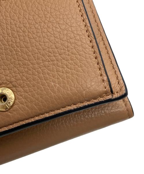 LOEWE（ロエベ）LOEWE (ロエベ) トライフォールド ウォレット ブラウンの古着・服飾アイテム