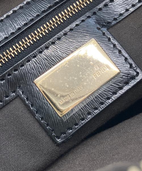 FENDI（フェンディ）FENDI (フェンディ) ズッカ ブラックの古着・服飾アイテム