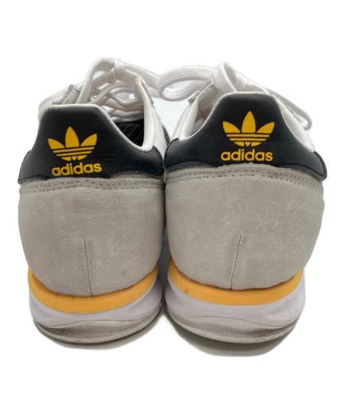 adidas（アディダス）adidas (アディダス) スニーカー グレー サイズ:24.5の古着・服飾アイテム