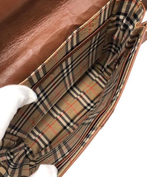 Burberry's（バーバリー）Burberry's (バーバリー) ショルダーバッグ ブラウンの古着・服飾アイテム