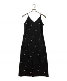 MARY QUANT×AZUL by moussy（マリークヮント×アズールバイマウジー）の古着「ノースリーブ・キャミソールワンピース」｜ブラック