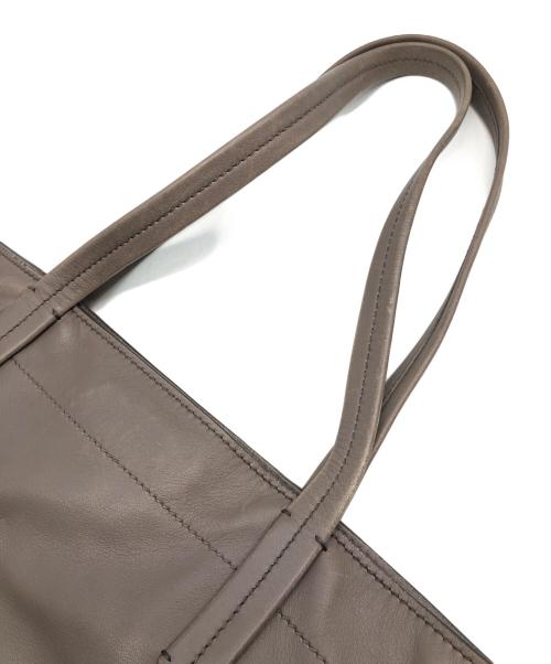 MIU MIU（ミュウミュウ）MIU MIU (ミュウミュウ) トートバッグ ブラウン×ブラックの古着・服飾アイテム