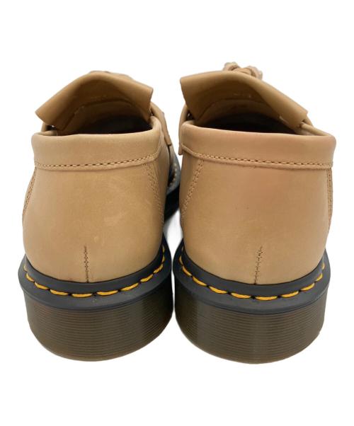 Dr.Martens（ドクターマーチン）Dr.Martens (ドクターマーチン) タッセルローファー ベージュ サイズ:UK9の古着・服飾アイテム