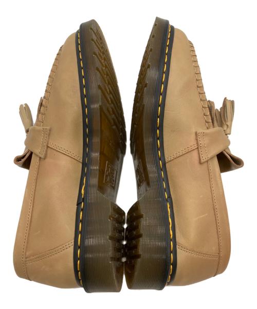 Dr.Martens（ドクターマーチン）Dr.Martens (ドクターマーチン) タッセルローファー ベージュ サイズ:UK9の古着・服飾アイテム