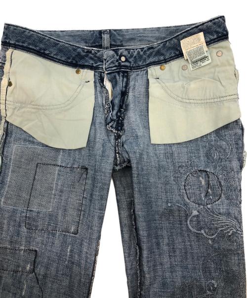 DIESEL（ディーゼル）DIESEL (ディーゼル) BEBEL　フレアデニムパンツ ブルー サイズ:SIZE 29の古着・服飾アイテム