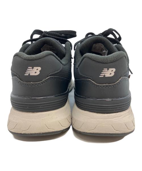 NEW BALANCE（ニューバランス）NEW BALANCE (ニューバランス) スニーカー ブラック×ホワイト サイズ:25.5の古着・服飾アイテム