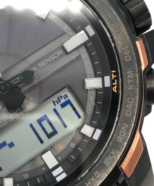 CASIO（カシオ）CASIO (カシオ) PRO TREK　腕時計 ブラック×オレンジの古着・服飾アイテム