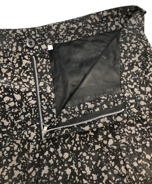 BlackEyePatch（ブラックアイパッチ）BlackEyePatch (ブラックアイパッチ) ハーフパンツ ブラック サイズ:Lの古着・服飾アイテム