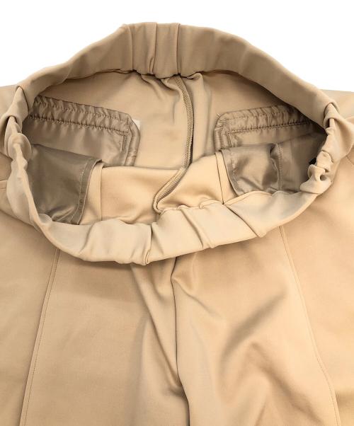 OHGA（オオガ）OHGA (オオガ) テーパードパンツ ベージュ サイズ:SIZE Mの古着・服飾アイテム