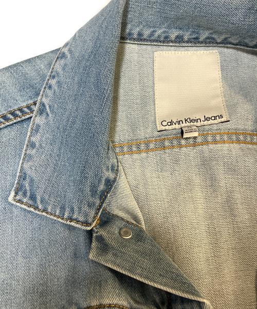 Calvin Klein Jeans（カルバンクラインジーンズ）Calvin Klein Jeans (カルバンクラインジーンズ) デニムジャケット インディゴ サイズ:XLの古着・服飾アイテム