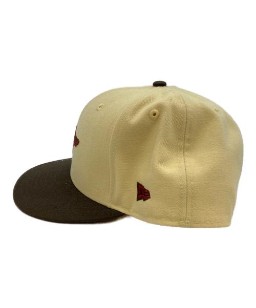 New Era（ニューエラ）New Era (ニューエラ) キャップ ベージュ×ブラウン サイズ:63.5の古着・服飾アイテム