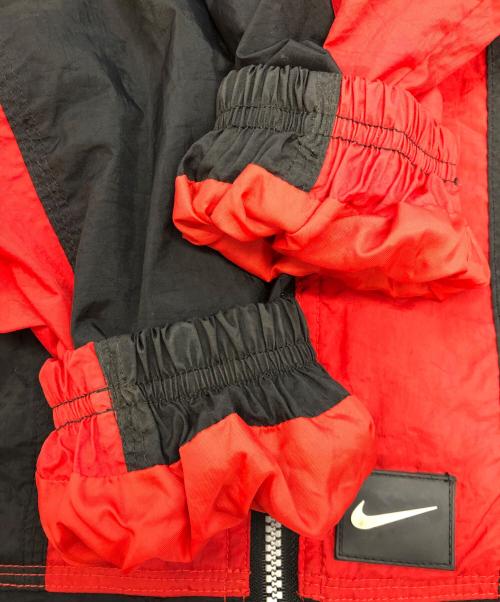 NIKE（ナイキ）NIKE (ナイキ) ジップナイロンジャケット レッド×ブラック サイズ:Lの古着・服飾アイテム