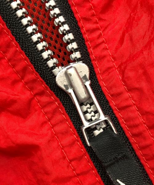 NIKE（ナイキ）NIKE (ナイキ) ジップナイロンジャケット レッド×ブラック サイズ:Lの古着・服飾アイテム