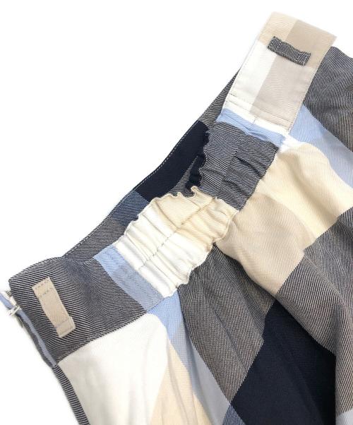 BLUE LABEL CRESTBRIDGE（ブルーレーベルクレストブリッジ）BLUE LABEL CRESTBRIDGE (ブルーレーベルクレストブリッジ) ミディスカート ブルー×ブラック サイズ:SIZE 36の古着・服飾アイテム