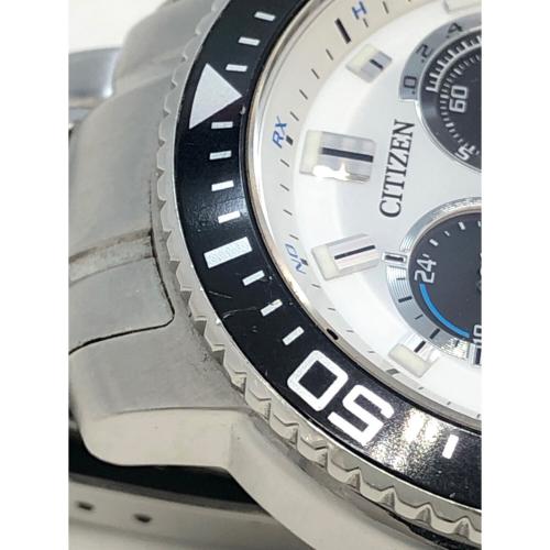 CITIZEN（シチズン）CITIZEN (シチズン) リストウォッチ E610-S062977　電波ソーラー ホワイトの古着・服飾アイテム