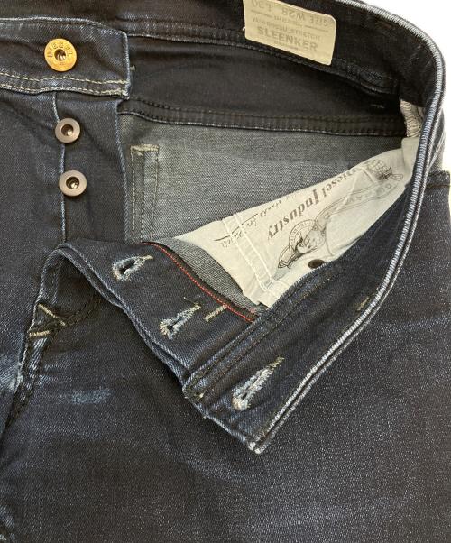 DIESEL（ディーゼル）DIESEL (ディーゼル) デニムパンツ インディゴ サイズ: 71cm (W28)の古着・服飾アイテム