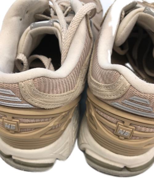 NEW BALANCE（ニューバランス）NEW BALANCE (ニューバランス) ローカットスニーカー ベージュ サイズ:SIZE 28.5cmの古着・服飾アイテム