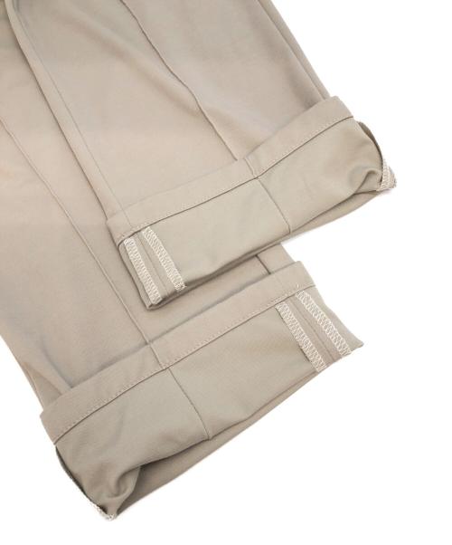 BARNEYS NEWYORK（バーニーズ・ニューヨーク）BARNEYS NEWYORK (バーニーズ・ニューヨーク) セットアップ ベージュ サイズ:SIZE 50の古着・服飾アイテム