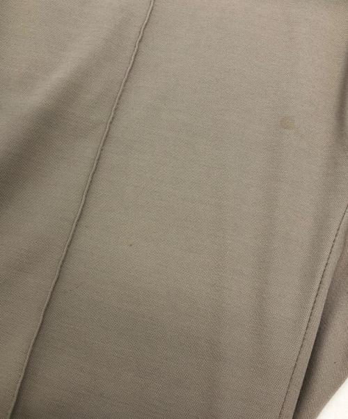 BARNEYS NEWYORK（バーニーズ・ニューヨーク）BARNEYS NEWYORK (バーニーズ・ニューヨーク) セットアップ ベージュ サイズ:SIZE 50の古着・服飾アイテム