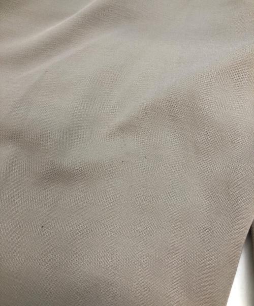 BARNEYS NEWYORK（バーニーズ・ニューヨーク）BARNEYS NEWYORK (バーニーズ・ニューヨーク) セットアップ ベージュ サイズ:SIZE 50の古着・服飾アイテム