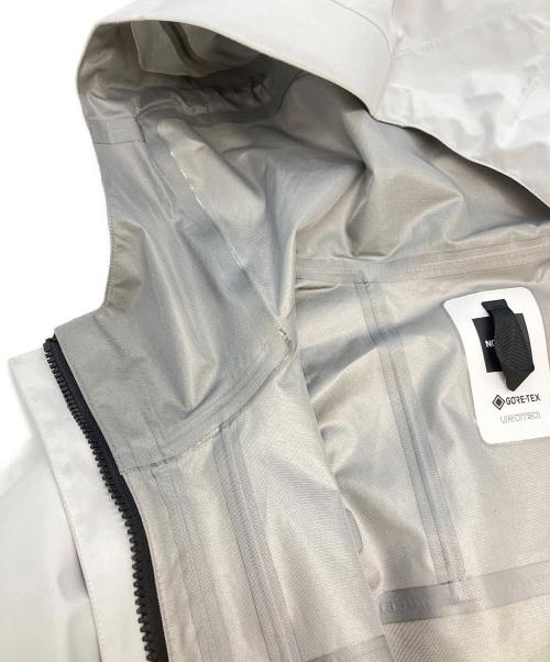 THE NORTH FACE（ザ ノース フェイス）THE NORTH FACE (ザ ノース フェイス) アンダイド マウンテンジャケット ホワイト サイズ:SIZE Mの古着・服飾アイテム