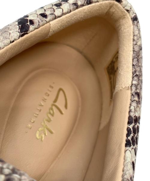 CLARKS（クラークス）CLARKS (クラークス) メイヒルウォーク ブラウン×ベージュ サイズ:24の古着・服飾アイテム