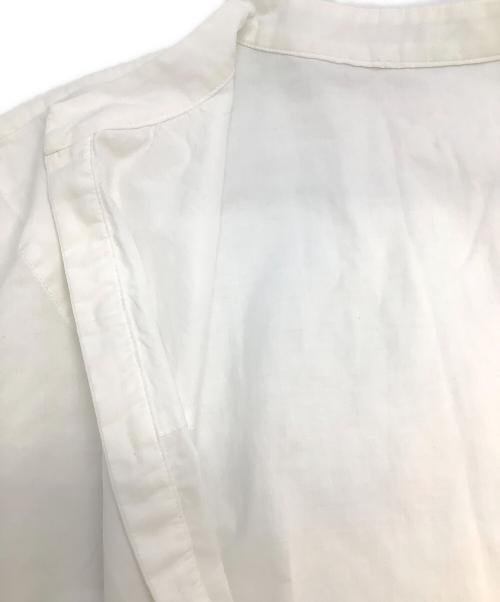 Pal'las Palace（パラスパレス）Pal'las Palace (パラスパレス) 長袖シャツ ホワイトの古着・服飾アイテム