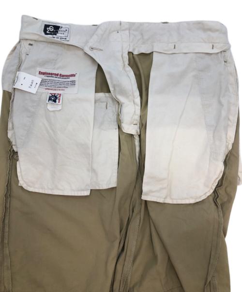Engineered Garments（エンジニアド ガーメンツ）Engineered Garments (エンジニアド ガーメンツ) ハーフパンツ ベージュ サイズ:SIZE 32の古着・服飾アイテム